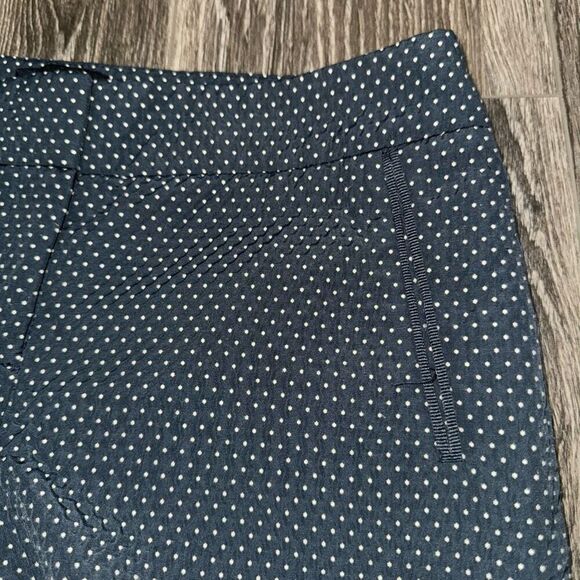 Cynthia Rowley Navy Blue & White Polka Dot Shorts. - Picture 2 of 4